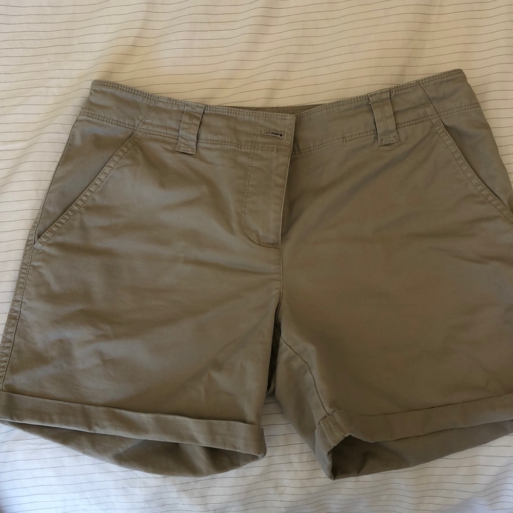 Tommy Bahama khaki shorts